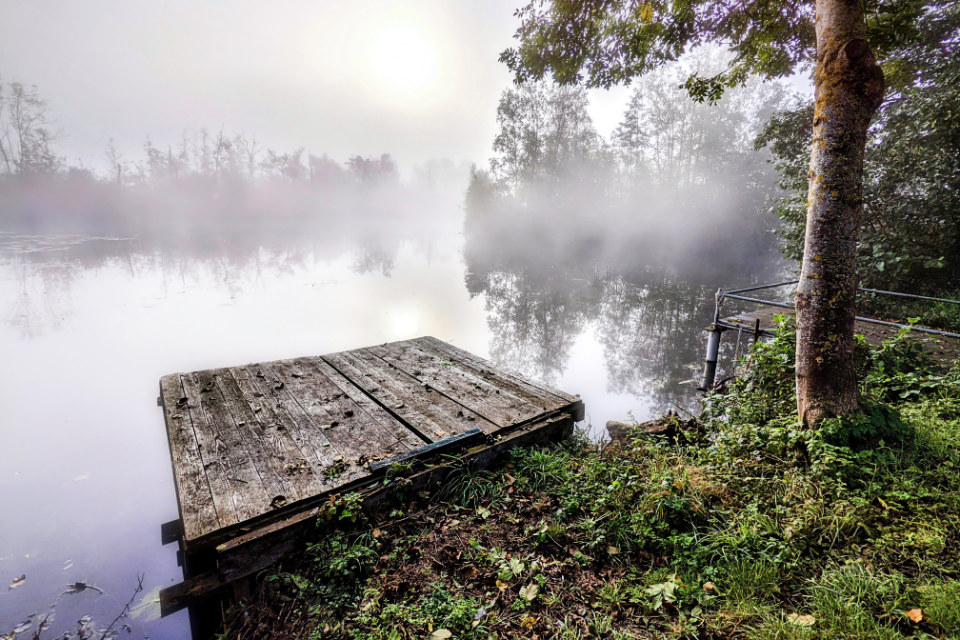 Ponton de pêche à Bray-sur-Somme